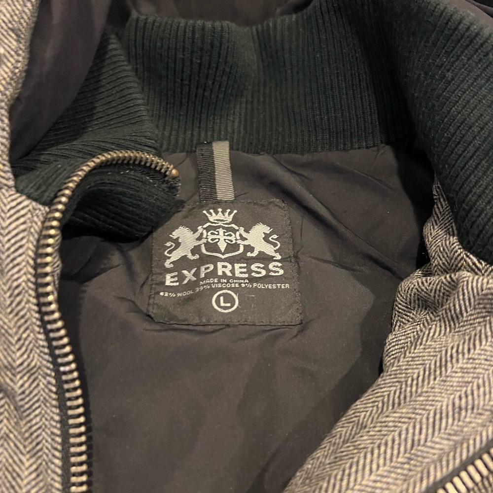 EXPRESS PUFFER VEST - Picture 3 of 4